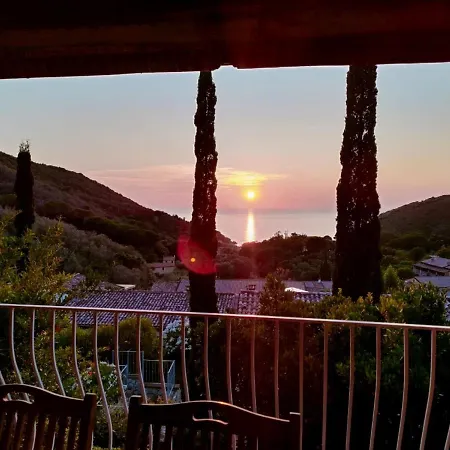 Casa Alba - Goelba Appartement *